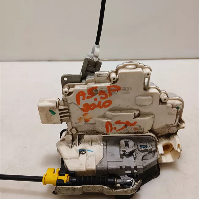 Serratura porta anteriore sinistra