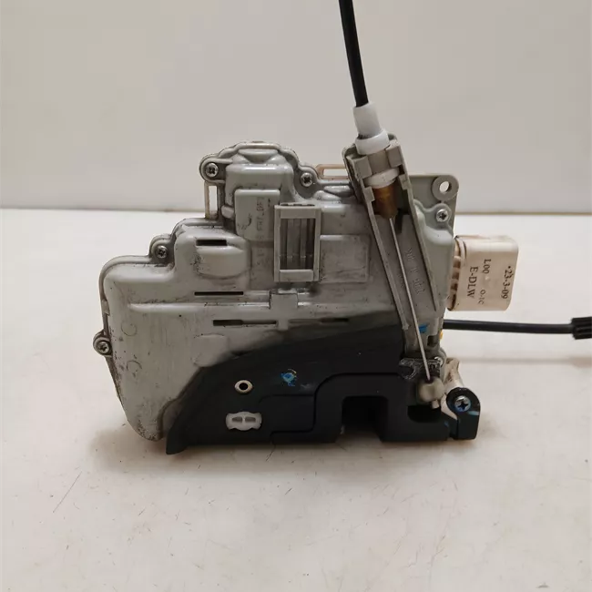 Serratura porta anteriore sinistra