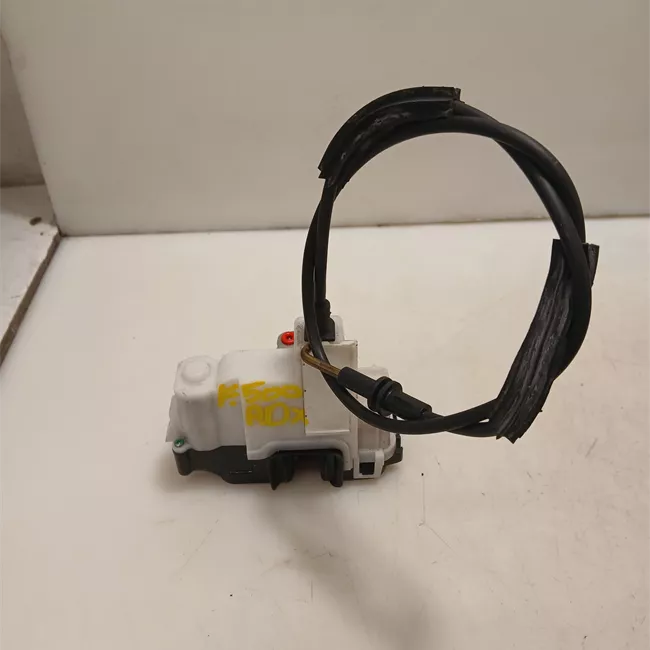 Serratura porta anteriore destra