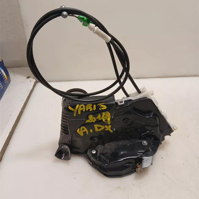 Serratura porta anteriore destra