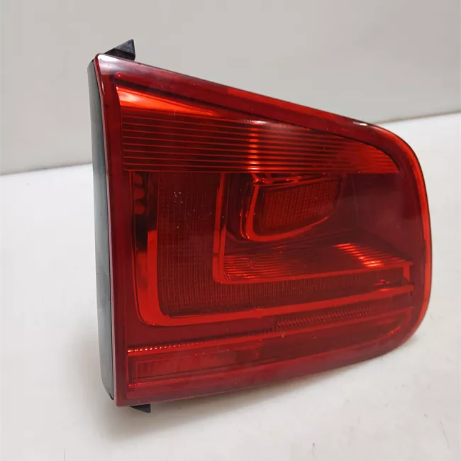 Fanale posteriore parte interno sinistro