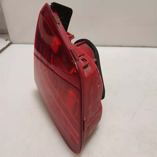 Fanale posteriore parte interno sinistro