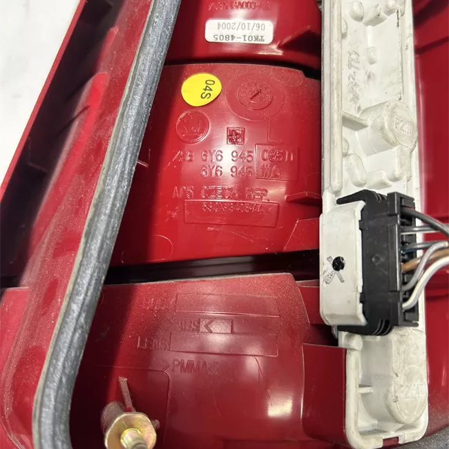 Fanale posteriore sinistro