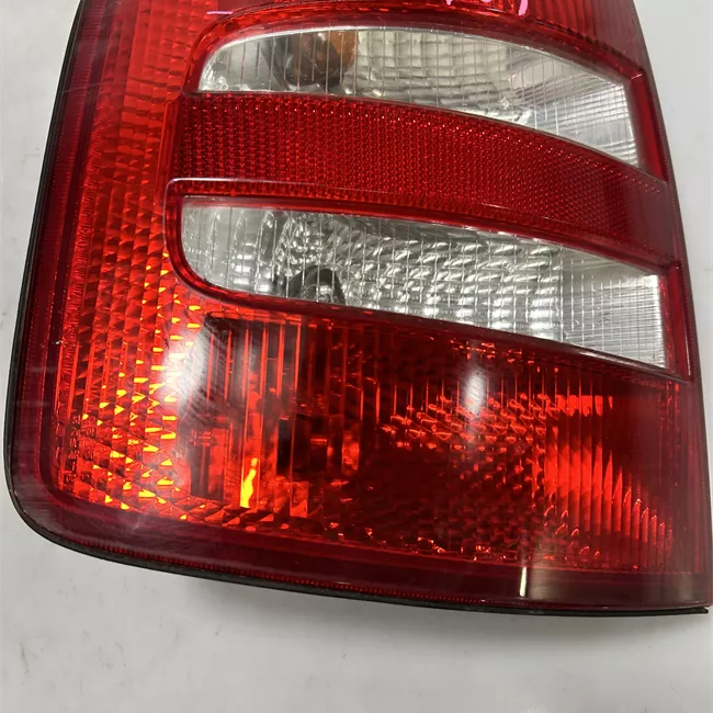 Fanale posteriore sinistro