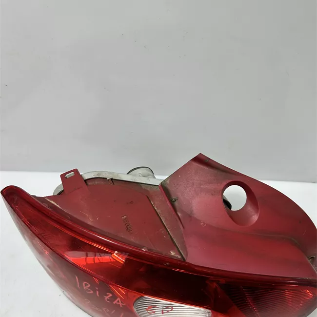 Fanale posteriore sinistro