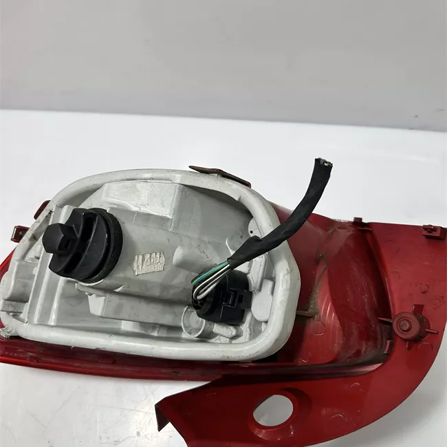 Fanale posteriore sinistro