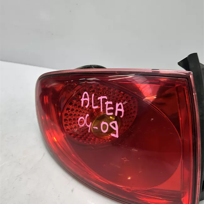 Fanale posteriore sinistro Nero