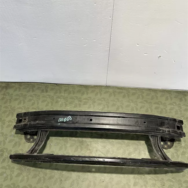 Traversa paraurti anteriore