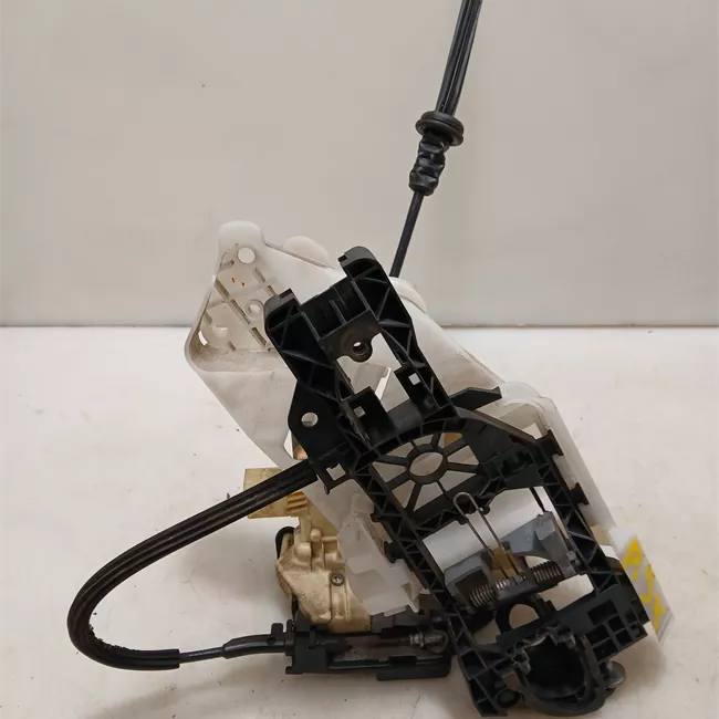 Serratura porta posteriore sinistra