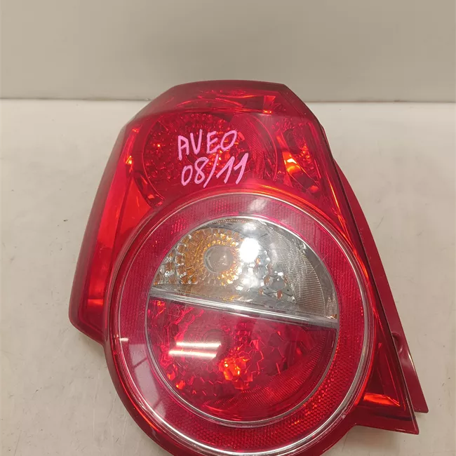 Fanale posteriore sinistro