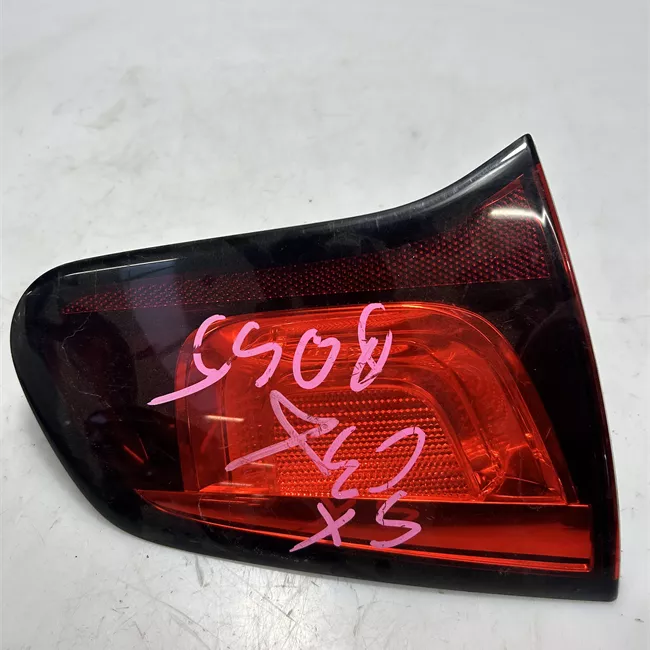 Fanale posteriore parte interno sinistro