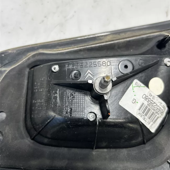 Fanale posteriore parte interno sinistro