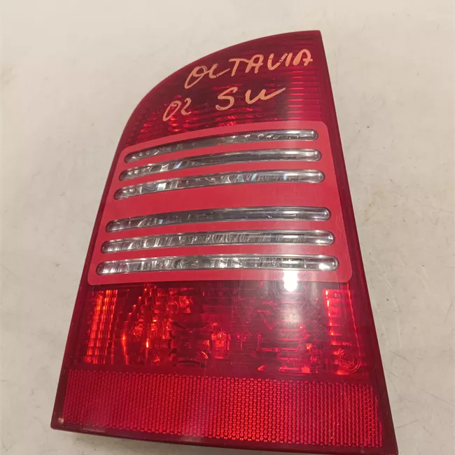 Fanale posteriore sinistro 00<