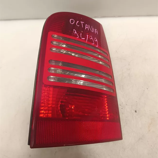 Fanale posteriore sinistro 00<