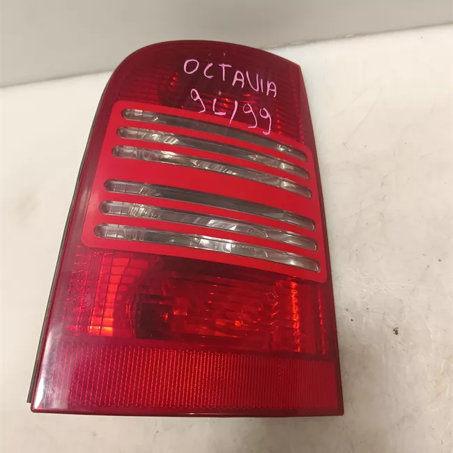 Fanale posteriore sinistro 00<