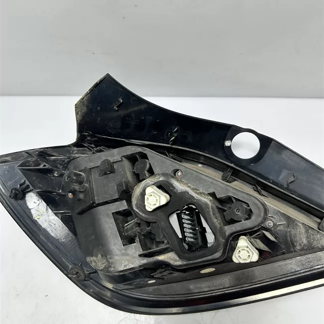 Fanale posteriore destro HELLA