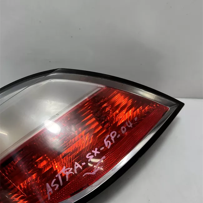 Fanale posteriore sinistro HELLA