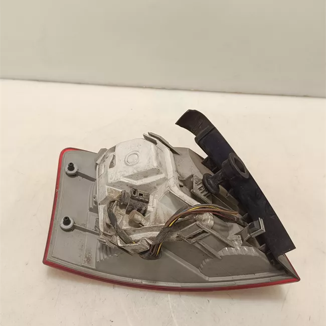 Fanale posteriore parte esterno destro