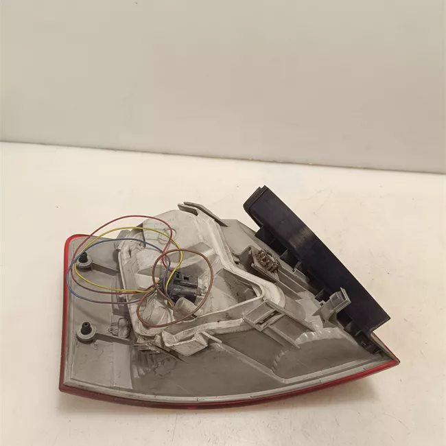 Fanale posteriore parte esterno destro