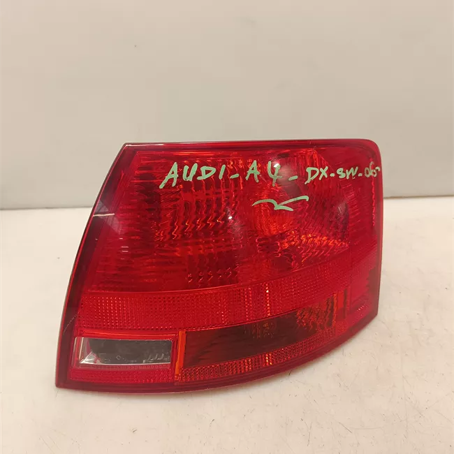 Fanale posteriore parte esterno destro