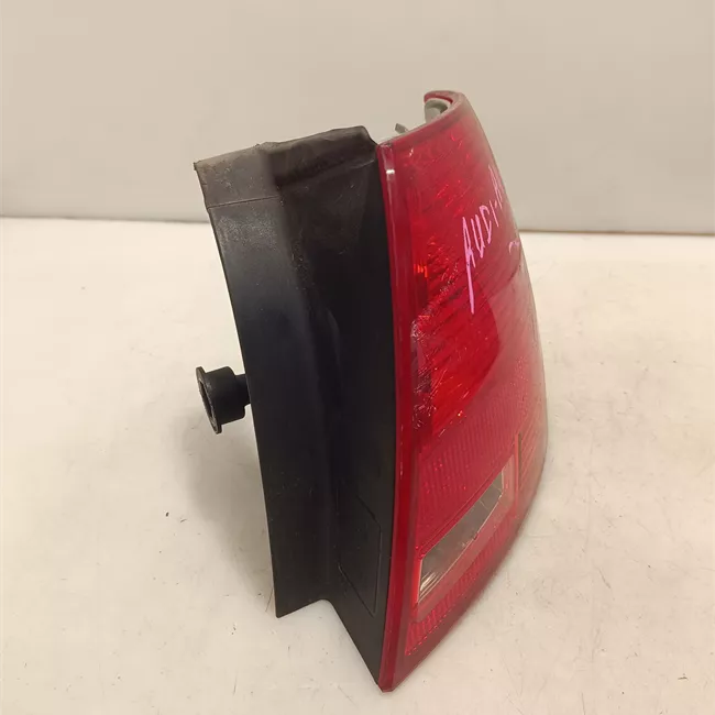 Fanale posteriore parte esterno destro