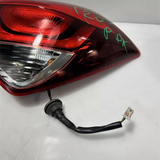 Fanale posteriore parte esterno destro