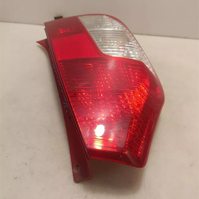 Fanale posteriore sinistro