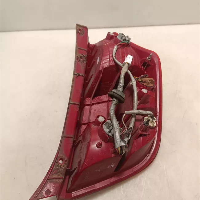 Fanale posteriore sinistro