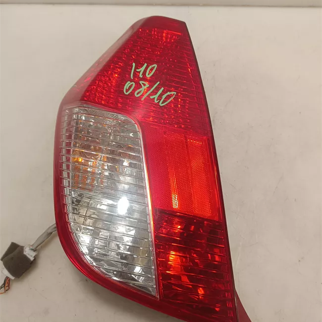 Fanale posteriore sinistro