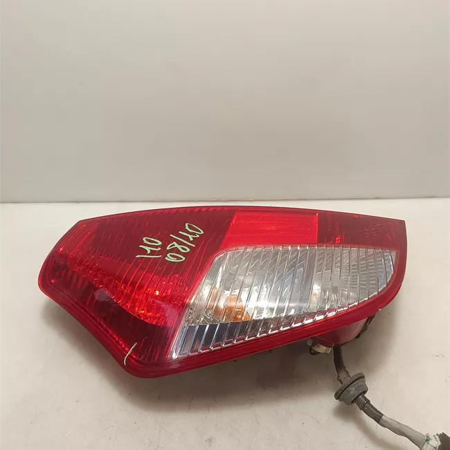 Fanale posteriore sinistro