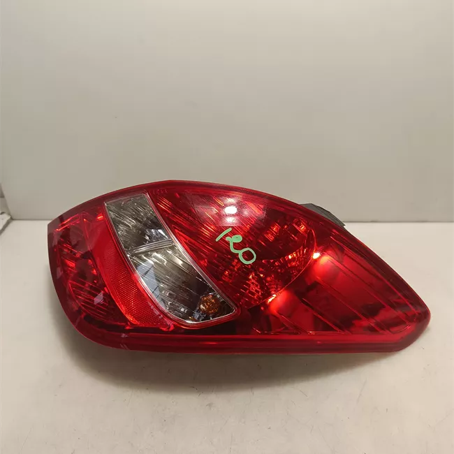 Fanale posteriore destro completo