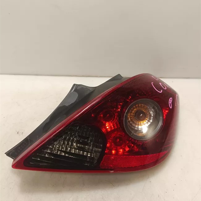 Fanale posteriore destro Trasparente scuro