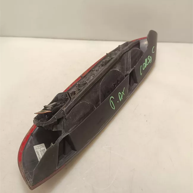 Fanale posteriore destro Rosso