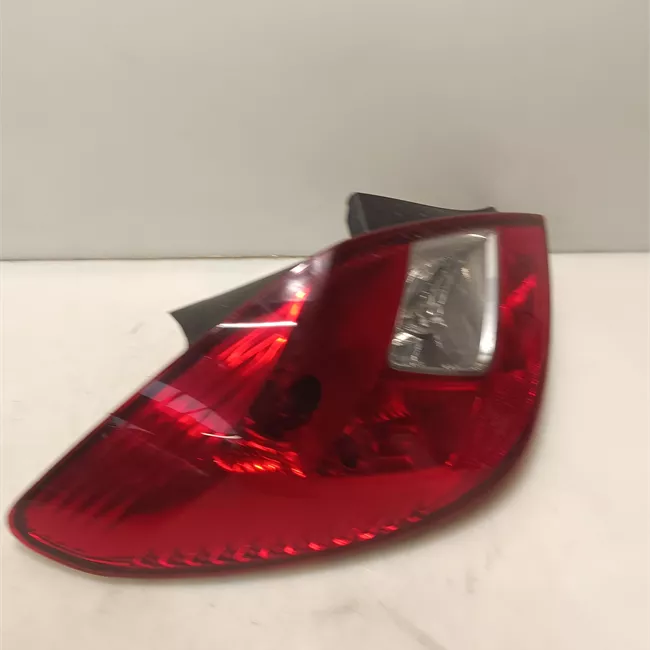 Fanale posteriore sinistro