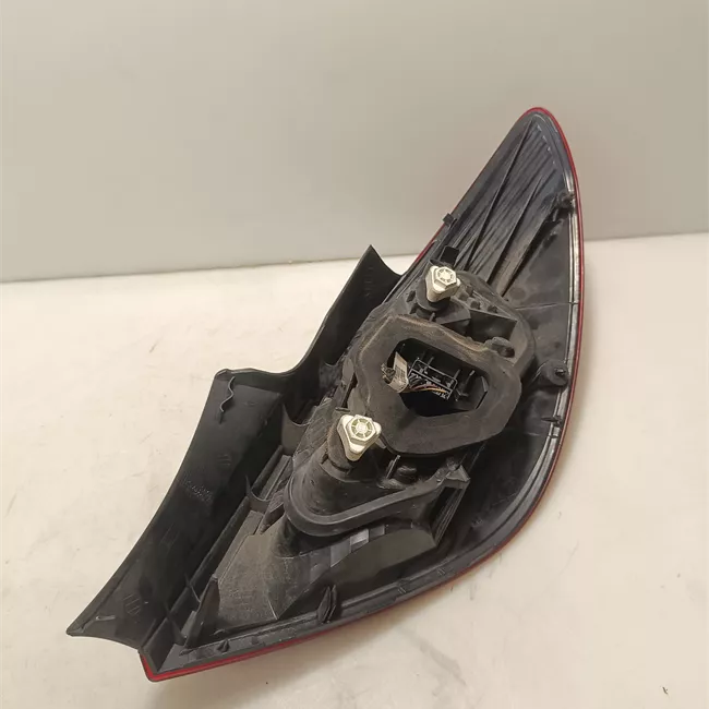 Fanale posteriore sinistro