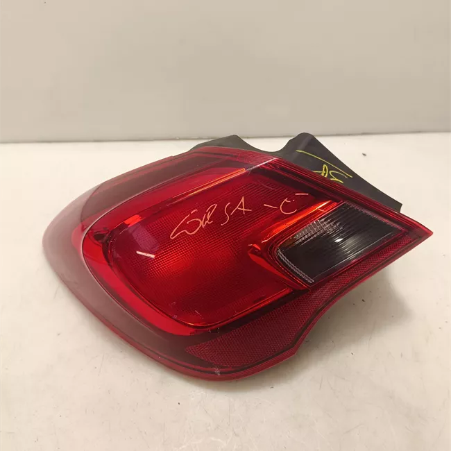 Fanale posteriore parte esterno sinistro