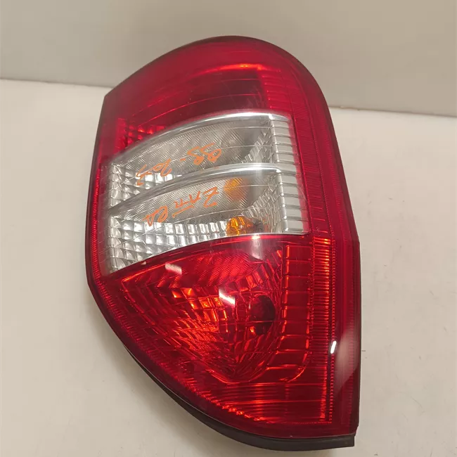 Fanale posteriore sinistro t.32123350>