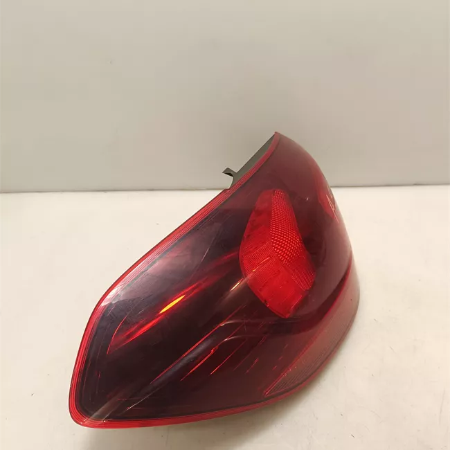 Fanale posteriore parte esterno sinistro Tinta scura