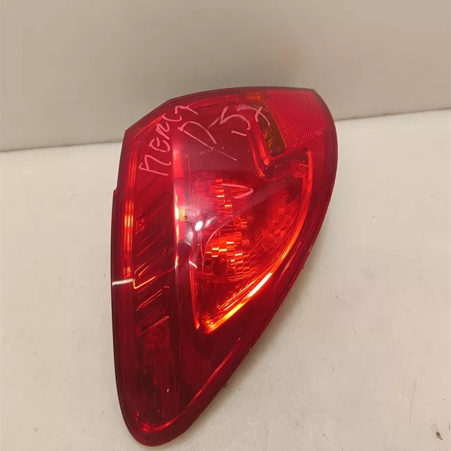 Fanale posteriore parte esterno sinistro