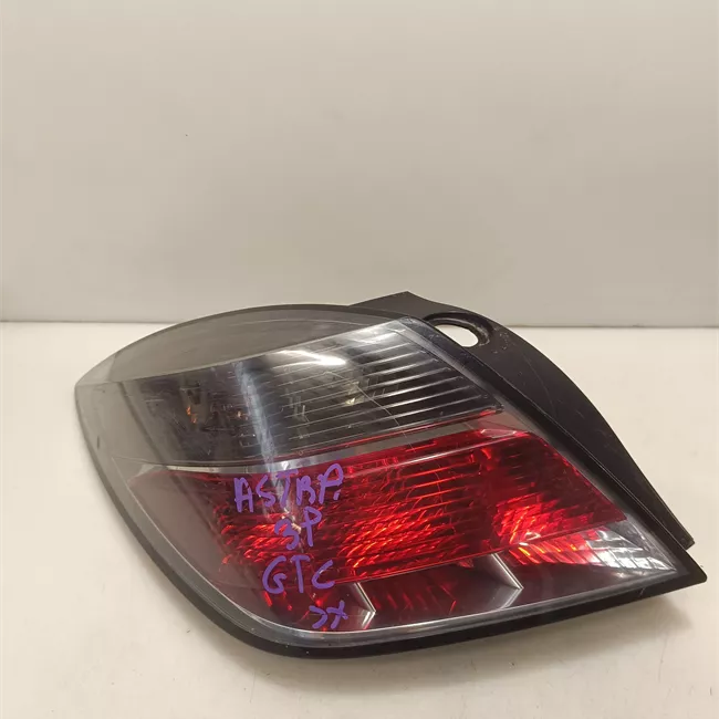 Fanale posteriore sinistro