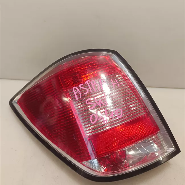 Fanale posteriore sinistro