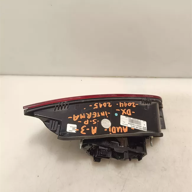 Fanale posteriore parte interno destro Led