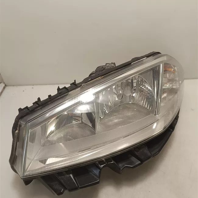 Proiettore sinistro EBAS0-EPACKP