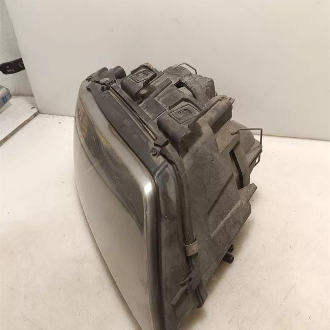 Proiettore destro Xenon