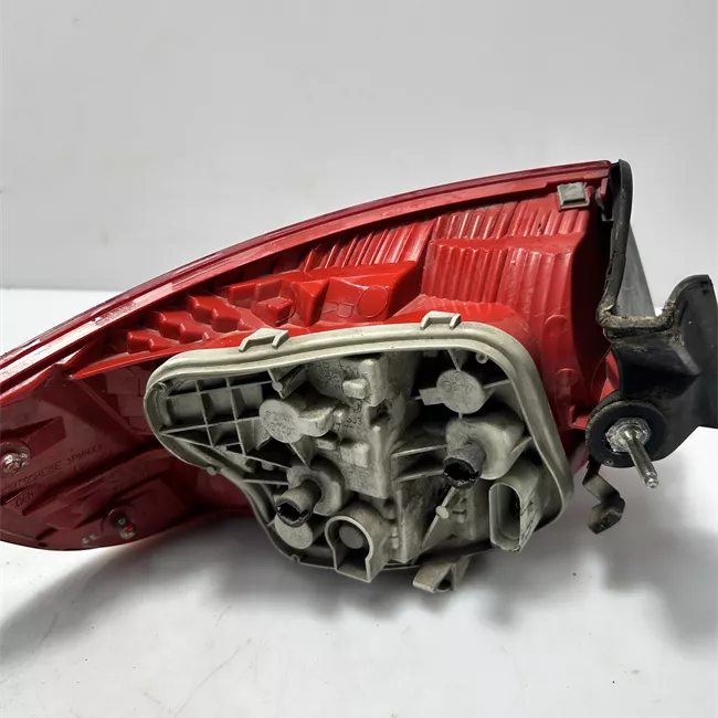 Fanale posteriore parte esterno destro