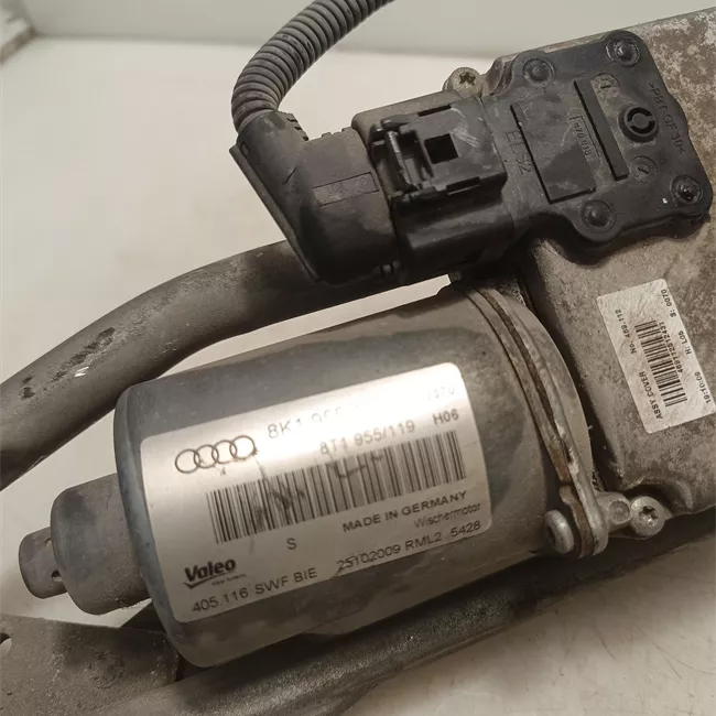 Meccanismo tergiparabrezza con motorino