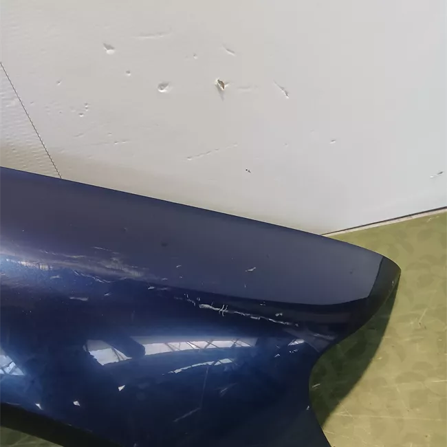 Parafango anteriore destro