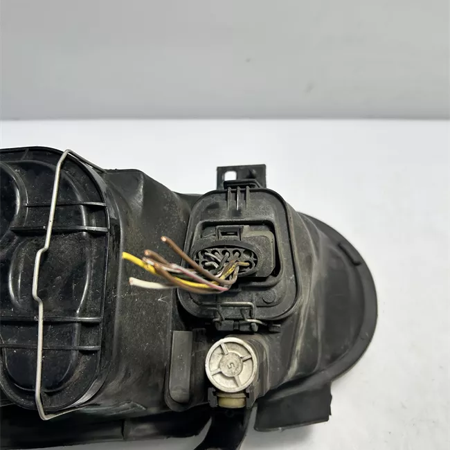 Proiettore destro Nero/cromo