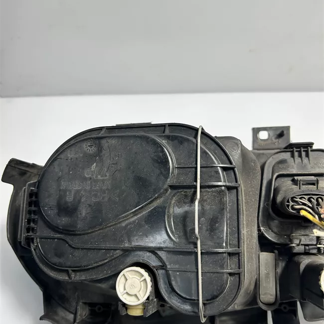 Proiettore destro Nero/cromo