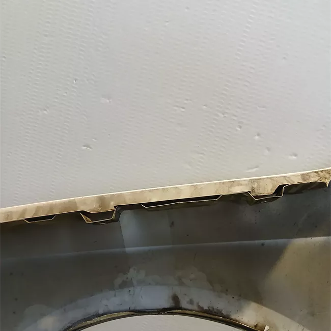 Parafango anteriore destro